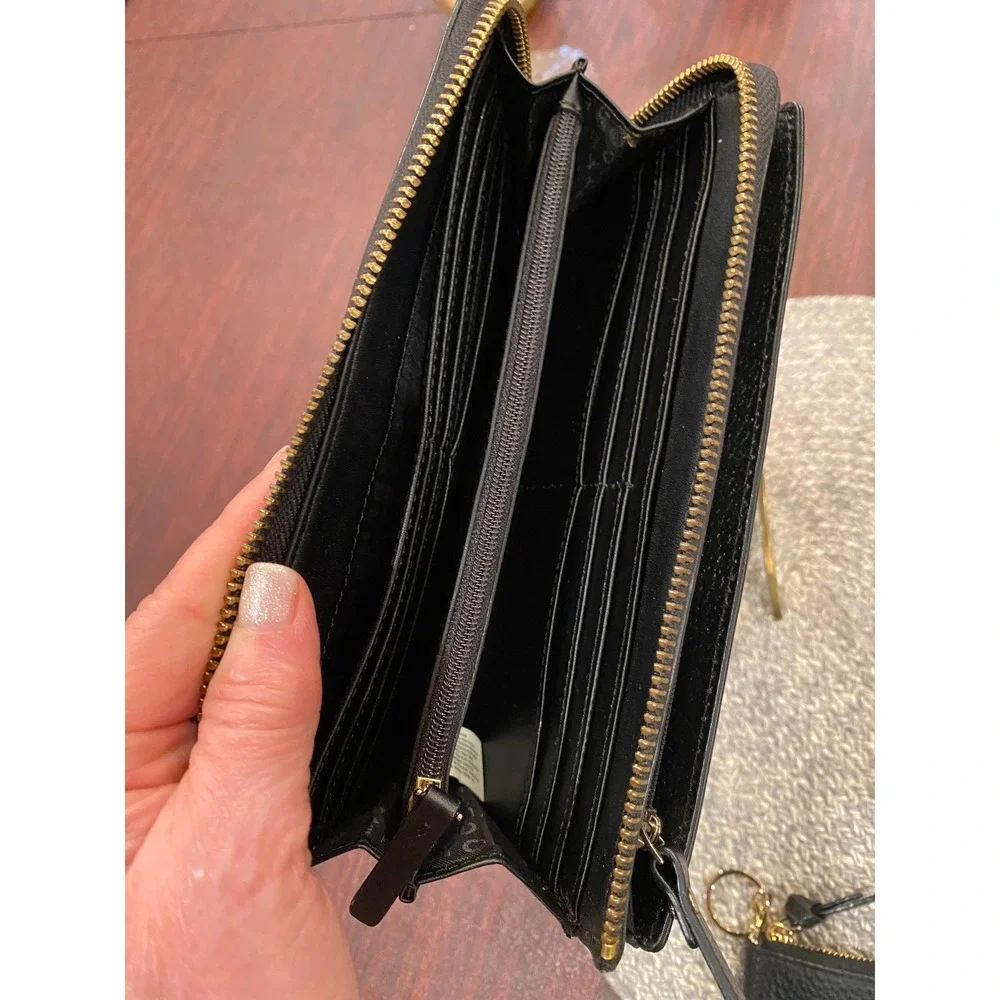 Kate Spade New York Black Pebbled Leather Zip Around Wallet Wristlet
